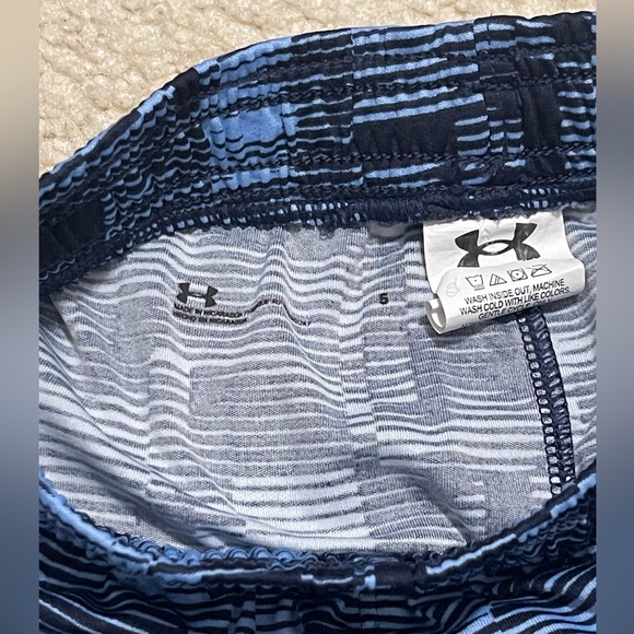 Boys Athletic Shorts Under Armor & Champion - Picture 7 of 8